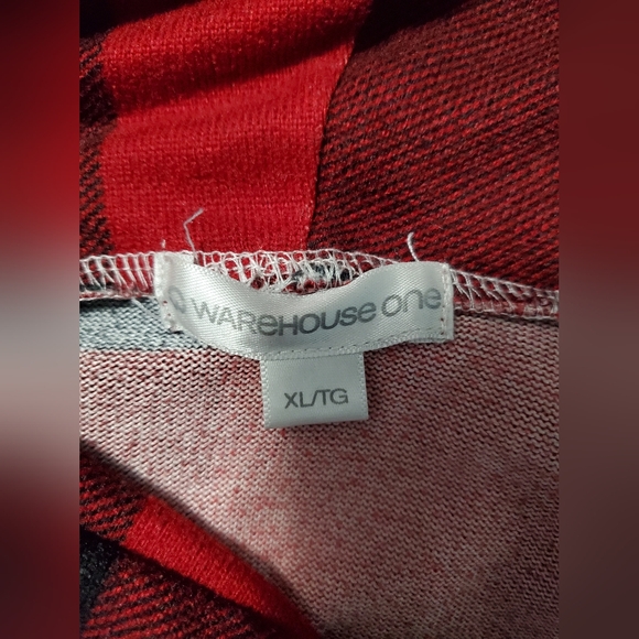 🍁Fall Must Have!!Cute Plaid Fall Cowl Sweater 🖤❤ - Picture 4 of 4